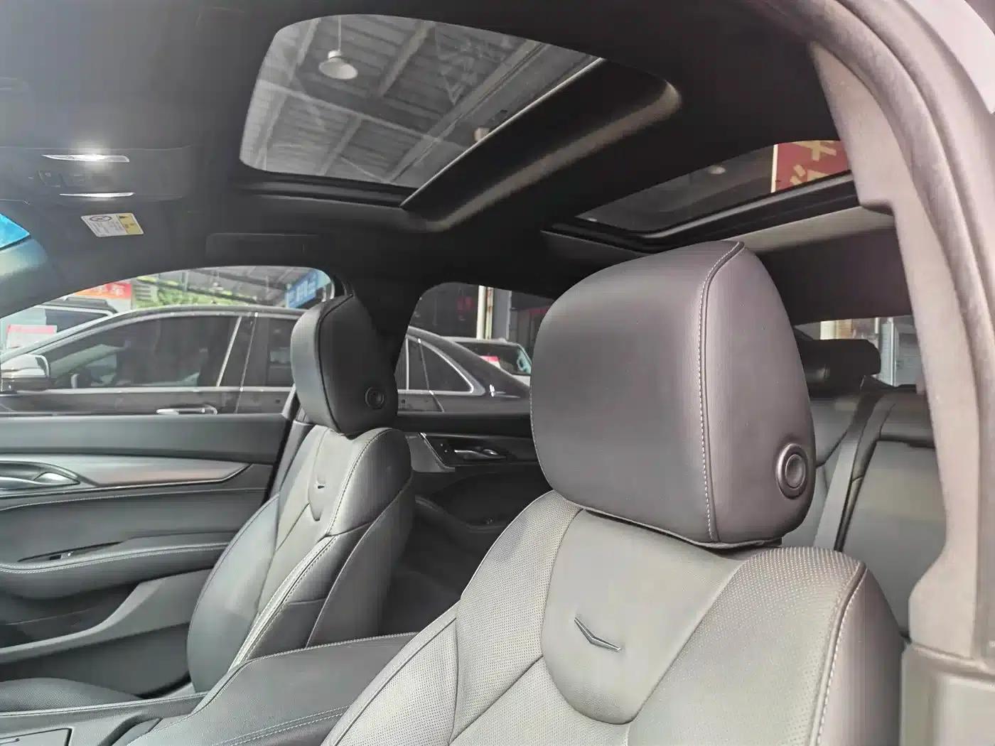 2022 Cadillac CT5 28T Luxury — миниатюра 8