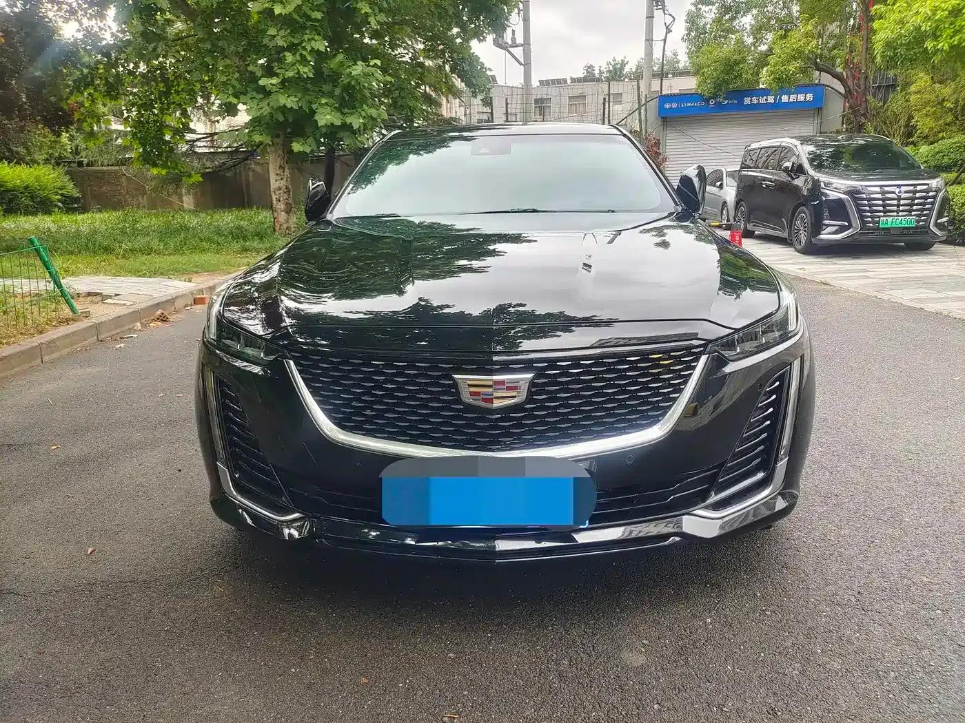 2023 Cadillac CT5 28T Luxury (Standard Edition) — миниатюра 2