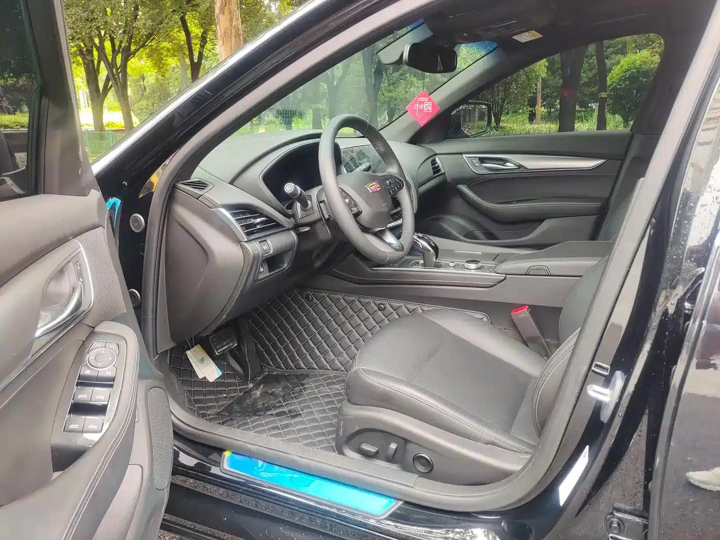 2023 Cadillac CT5 28T Luxury (Standard Edition) — миниатюра 12