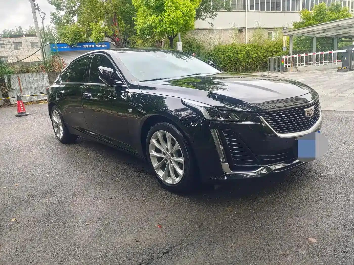 2023 Cadillac CT5 28T Luxury (Standard Edition) — миниатюра 3