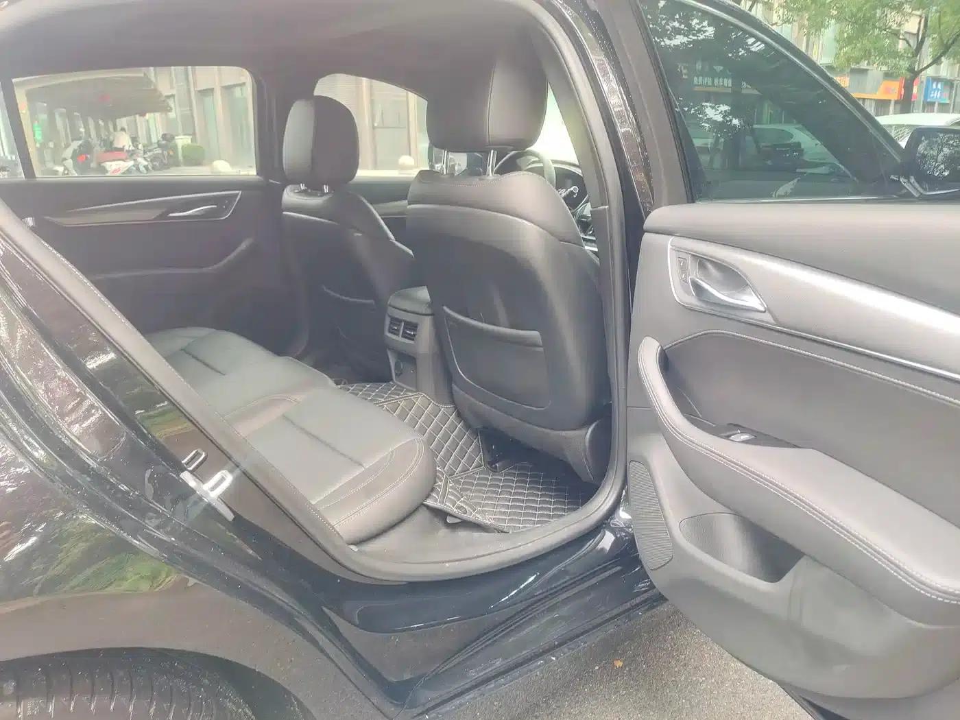 2023 Cadillac CT5 28T Luxury (Standard Edition) — миниатюра 6