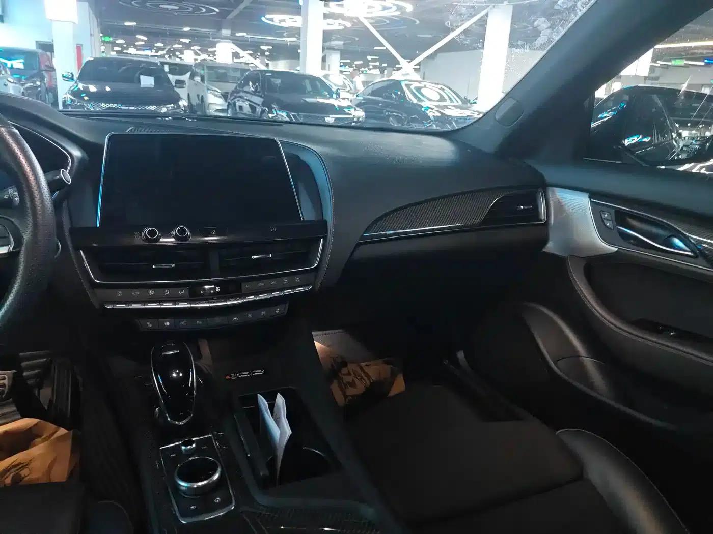Cadillac CT5 2021 28T Platinum Sport — миниатюра 12