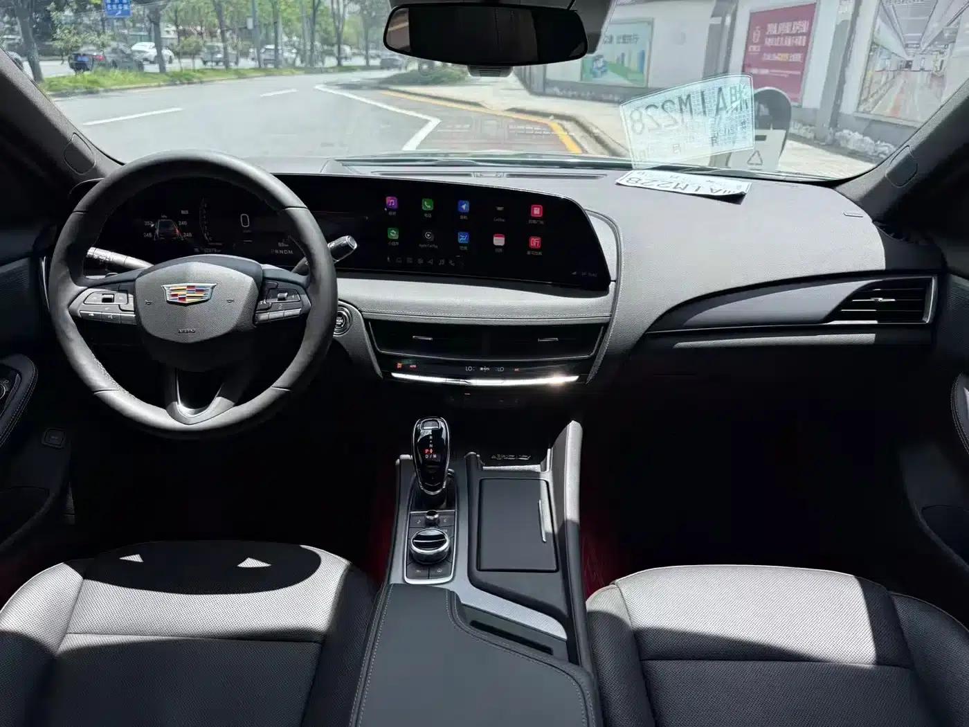 2024 Cadillac CT5 28T Luxury Pro — миниатюра 5