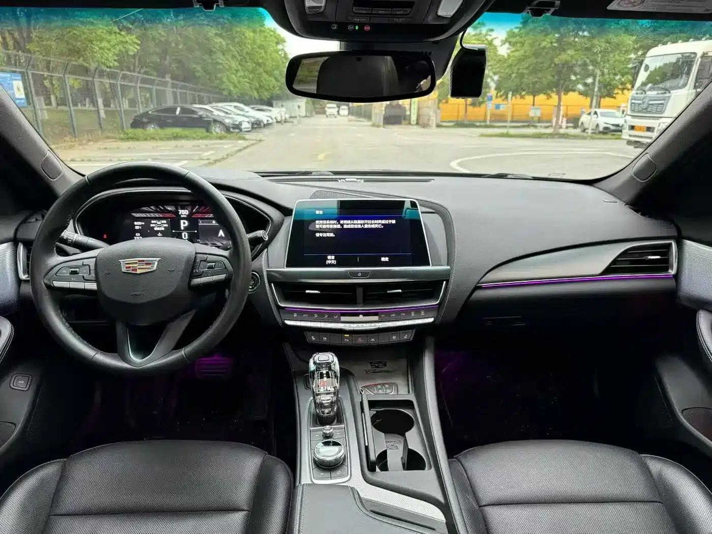 2023 Cadillac CT5 28T Luxury (Standard Edition) — миниатюра 4