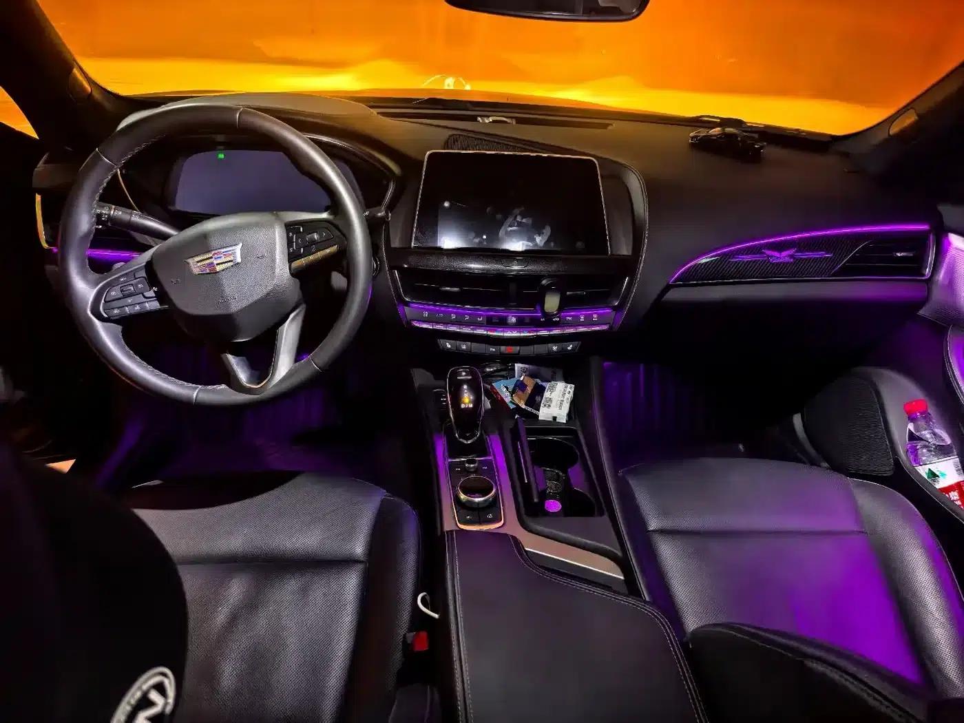 2022 Cadillac CT5 28T Luxury — миниатюра 2