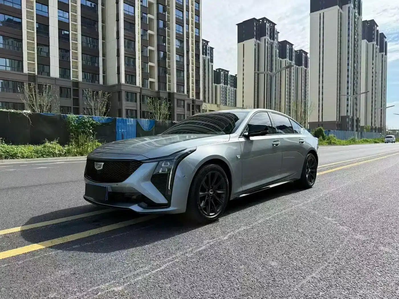 2025 Cadillac CT5 28T Track Performance Edition — миниатюра 1