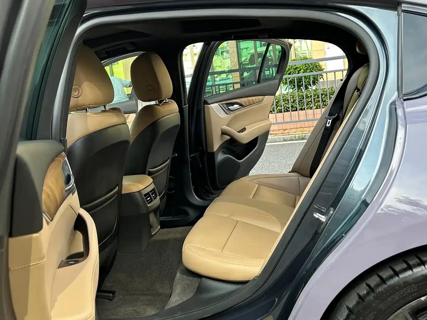 2022 Cadillac CT5 28T Premium — миниатюра 12