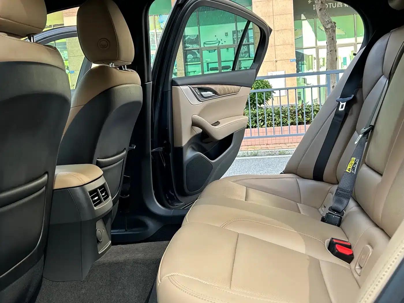 2022 Cadillac CT5 28T Premium — миниатюра 13