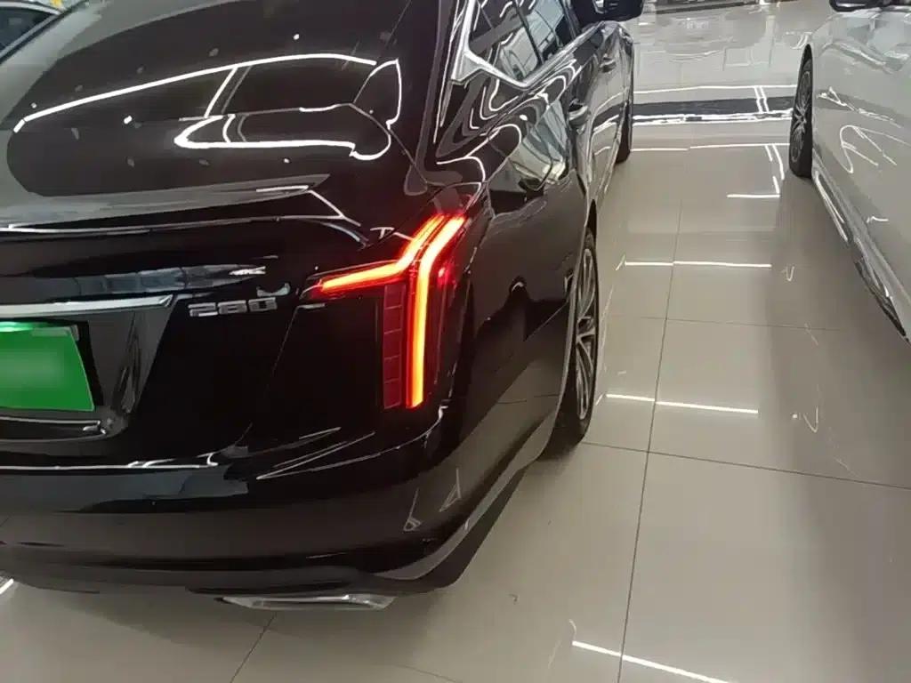 2020 Cadillac CT5 28T Luxury — миниатюра 8