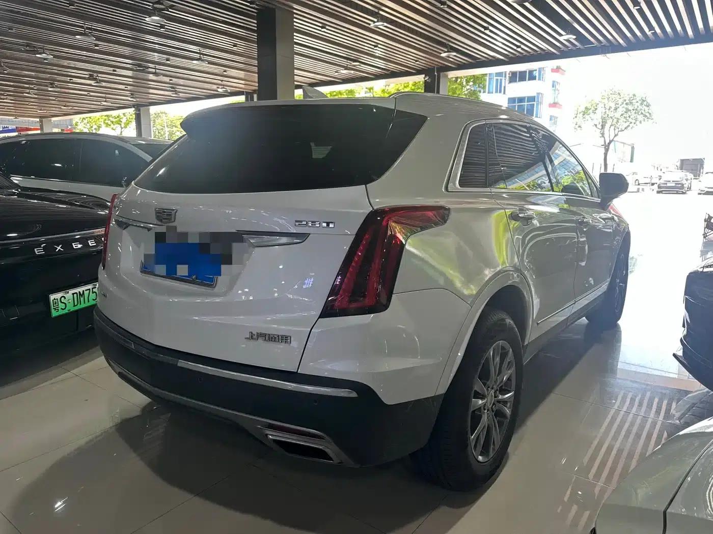 Cadillac XT5 2020 28T AWD Luxury — миниатюра 3