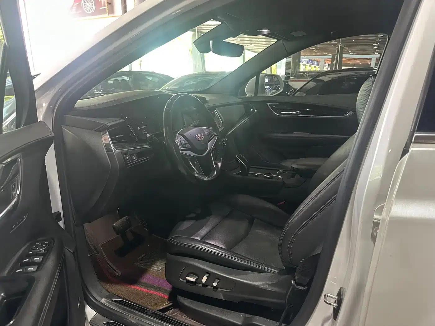 Cadillac XT5 2020 28T AWD Luxury — миниатюра 8