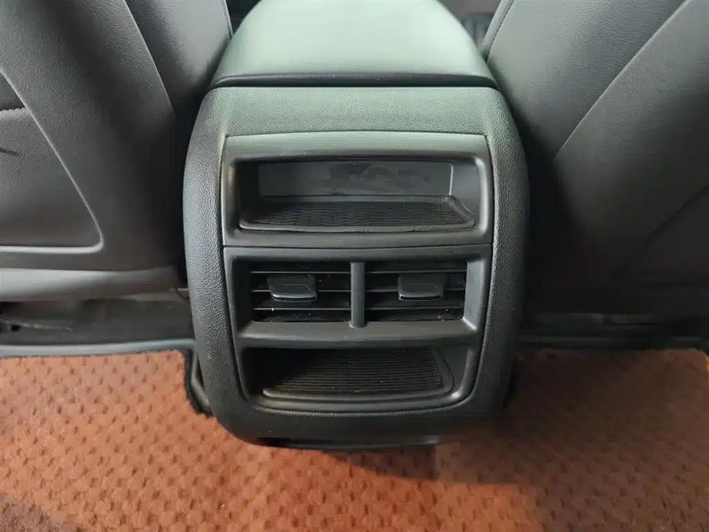 Cadillac XT5 2018 28T AWD Luxury — миниатюра 14