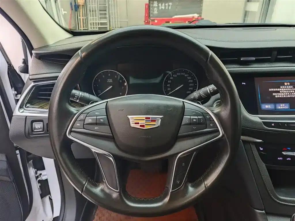 Cadillac XT5 2018 28T AWD Luxury — миниатюра 18