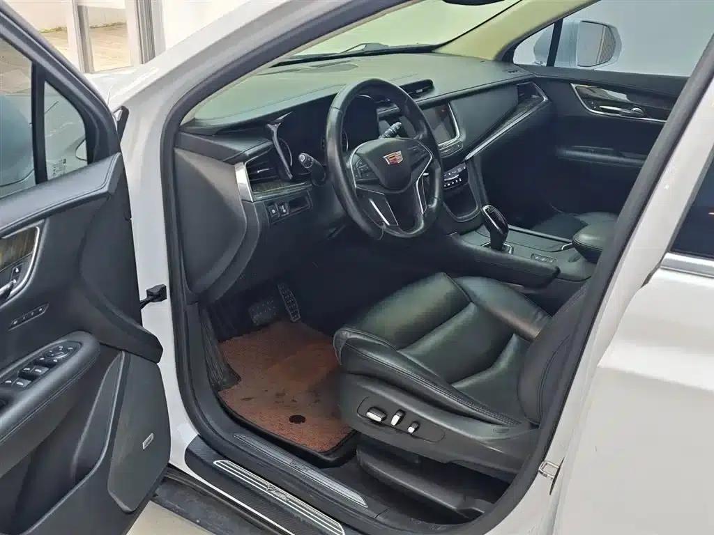 Cadillac XT5 2018 28T AWD Luxury — миниатюра 9