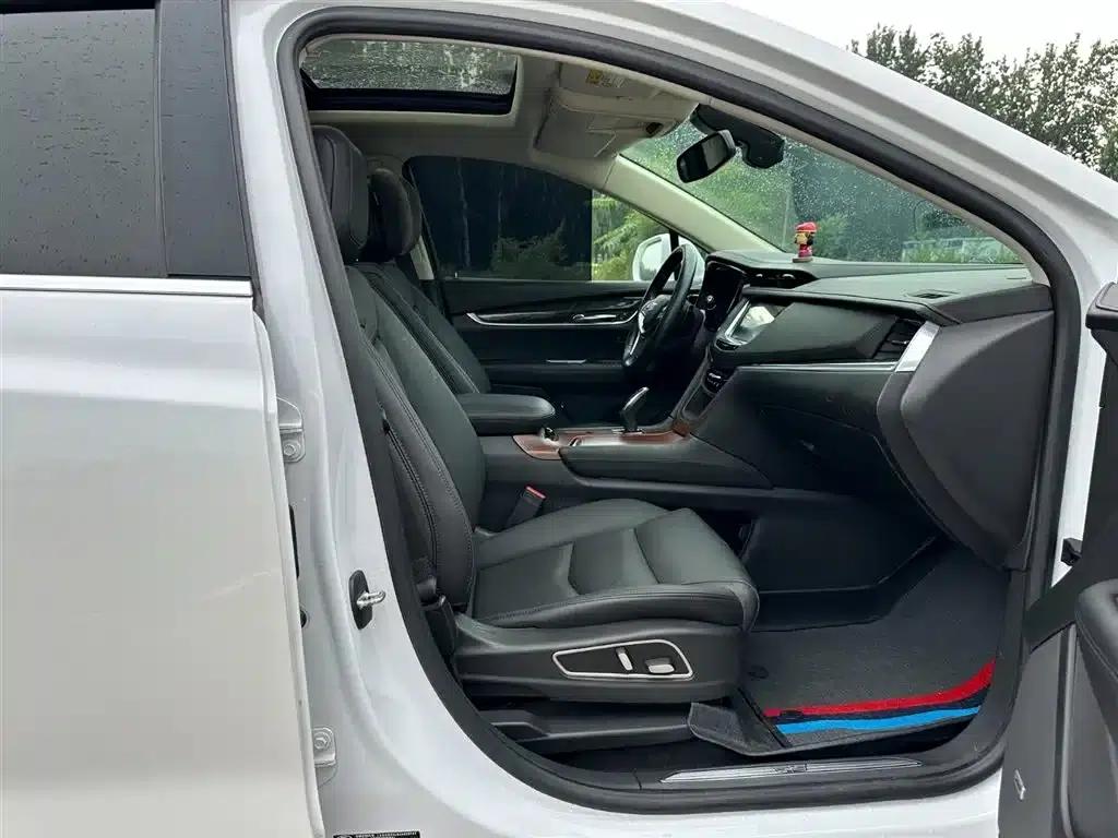 Cadillac XT5 2018 25T Luxury — миниатюра 16