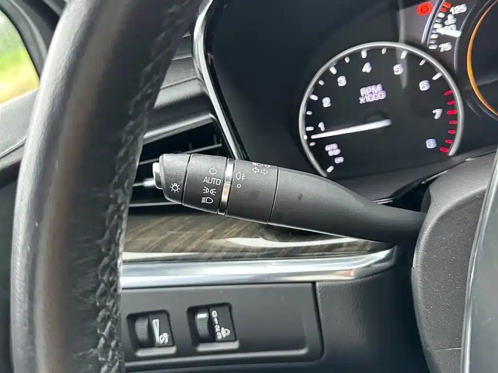 Cadillac XT5 2018 25T Luxury — миниатюра 24