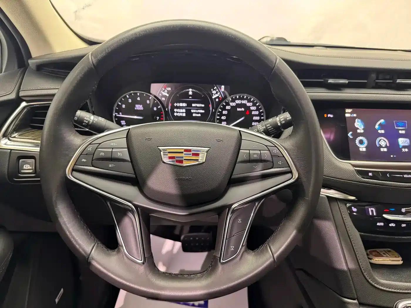 Cadillac XT5 2018 28T AWD Luxury — миниатюра 11