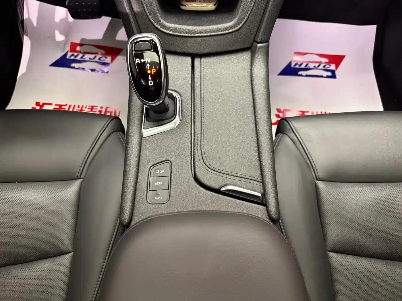 Cadillac XT5 2018 28T AWD Luxury — миниатюра 13