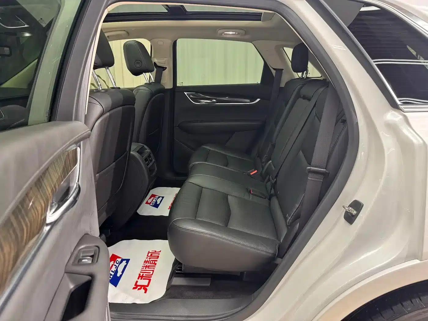 Cadillac XT5 2018 28T AWD Luxury — миниатюра 8