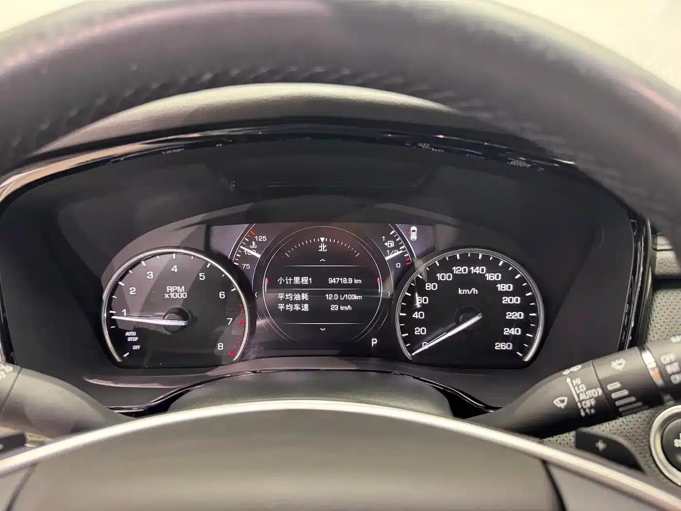 Cadillac XT5 2018 28T AWD Luxury — миниатюра 10