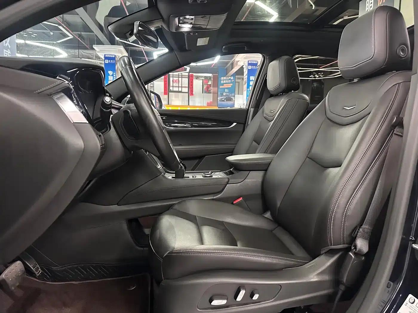 Cadillac XT5 2021 2.0T 2WD Luxury — миниатюра 8