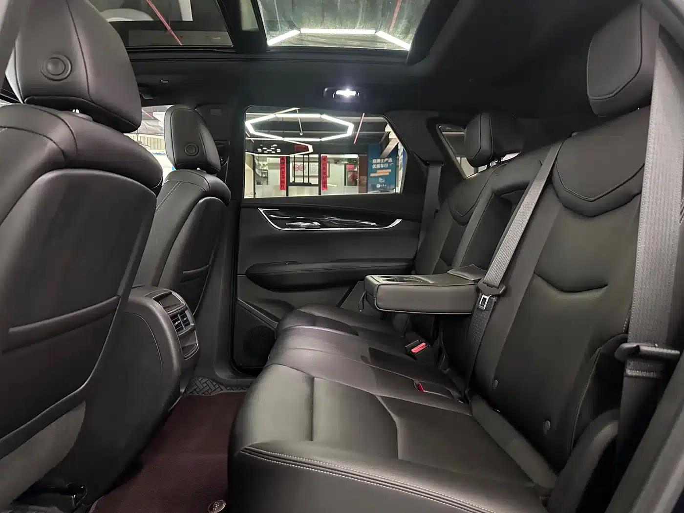 Cadillac XT5 2021 2.0T 2WD Luxury — миниатюра 9