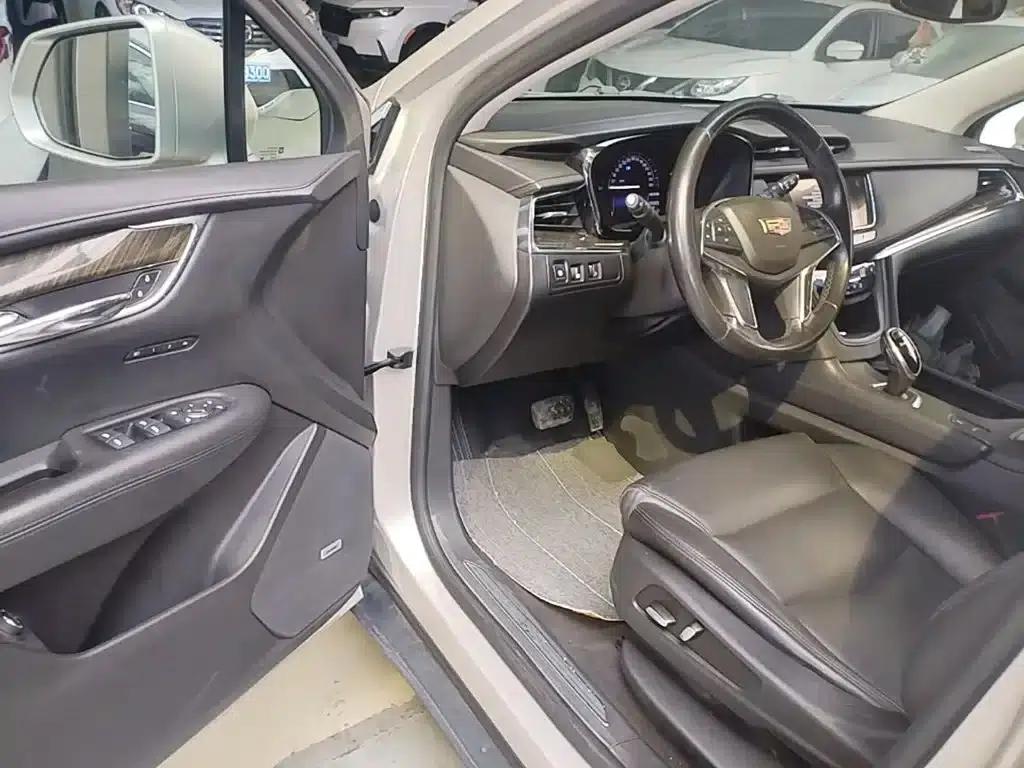 2016 Cadillac XT5 25T Luxury — миниатюра 16