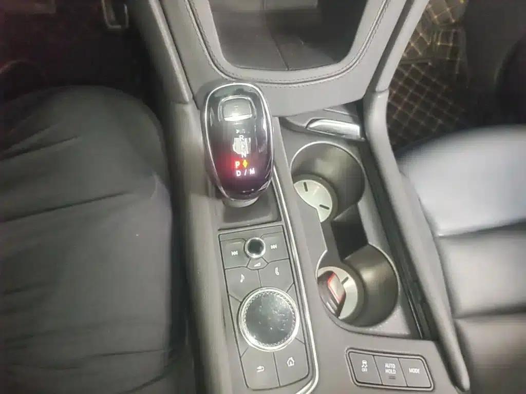 Cadillac XT5 2022 2.0T AWD Luxury (Hummingbird Edition) — миниатюра 14