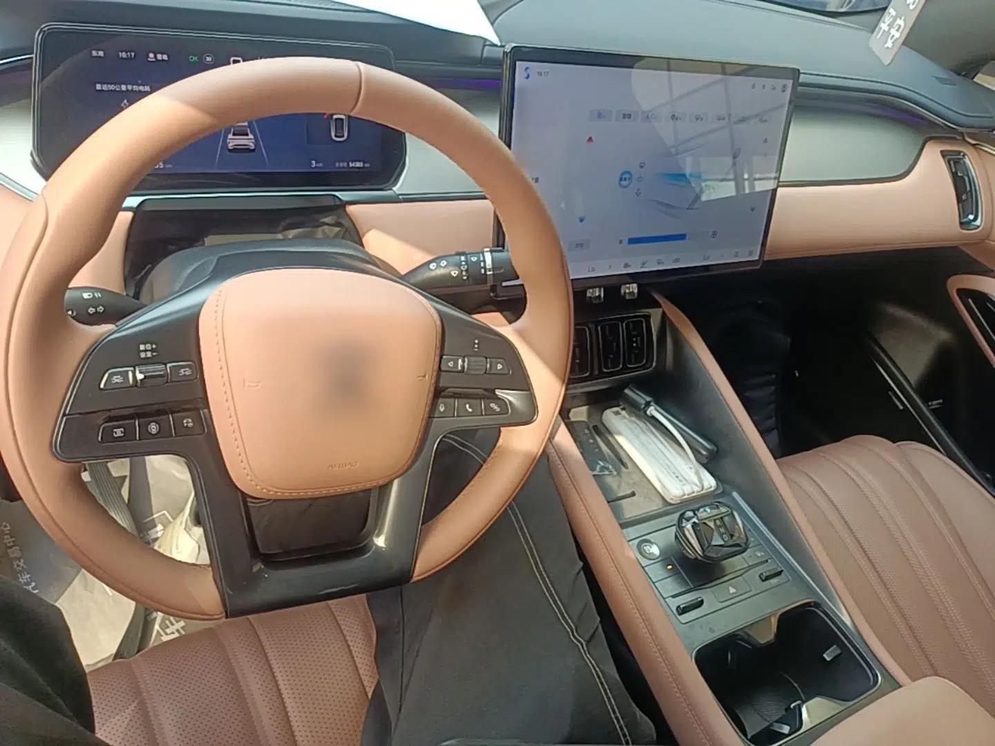 BYD Song L EV 2024 550 km Excellence Version — миниатюра 12