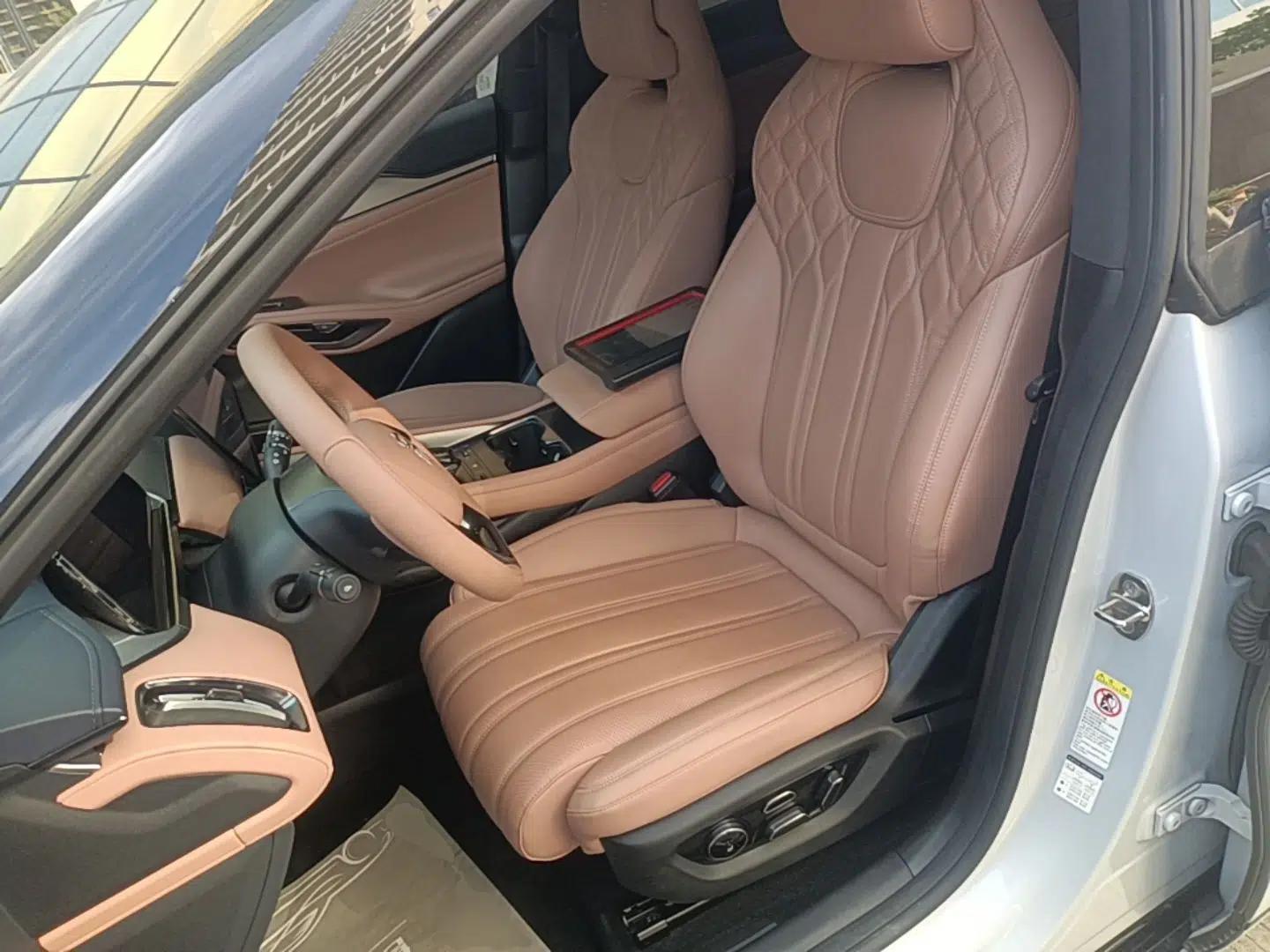 BYD Song L EV 2024 550 km Excellence Version — миниатюра 17