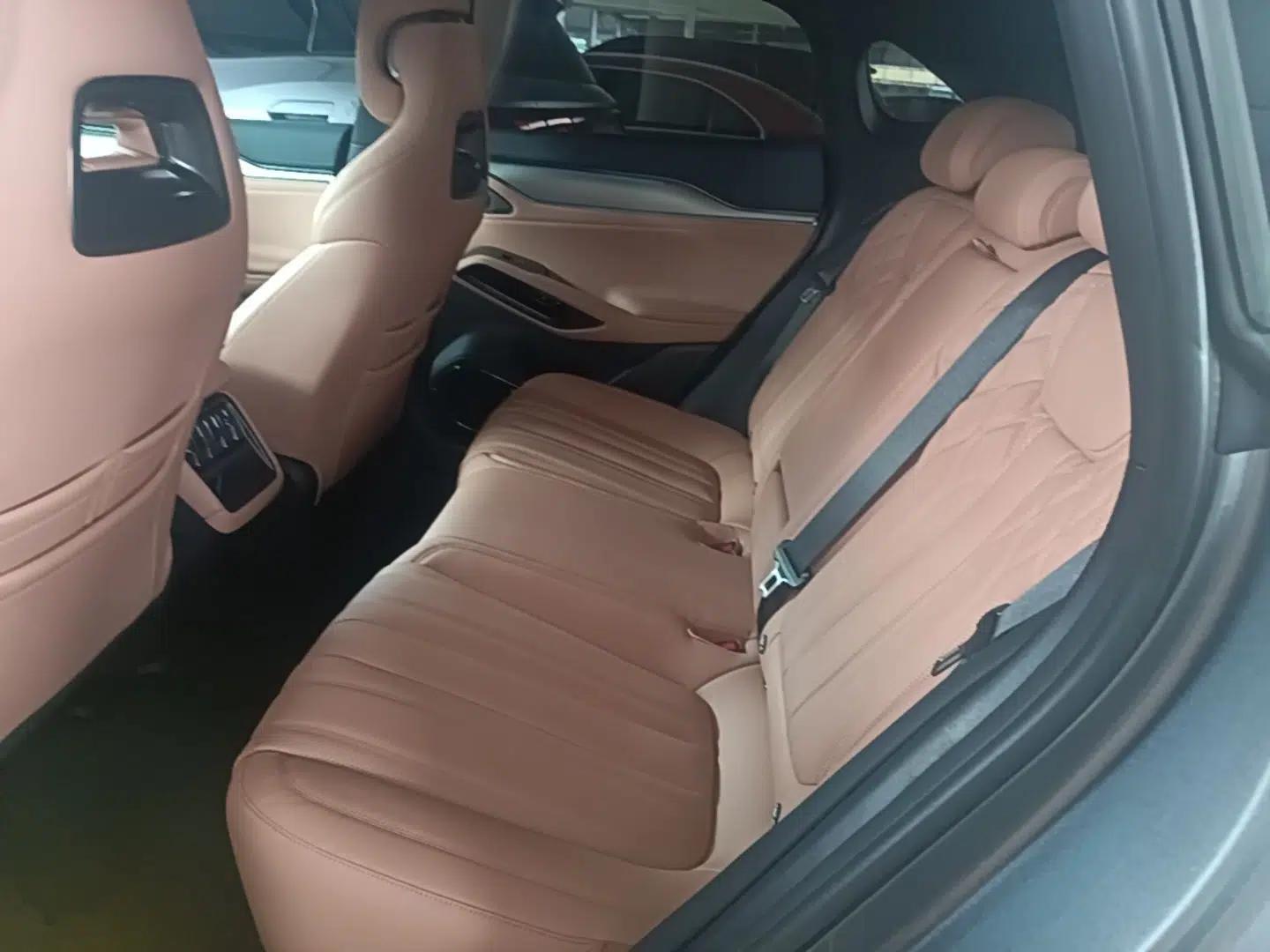 BYD Song L EV 2024 550 km Excellence Version — миниатюра 27