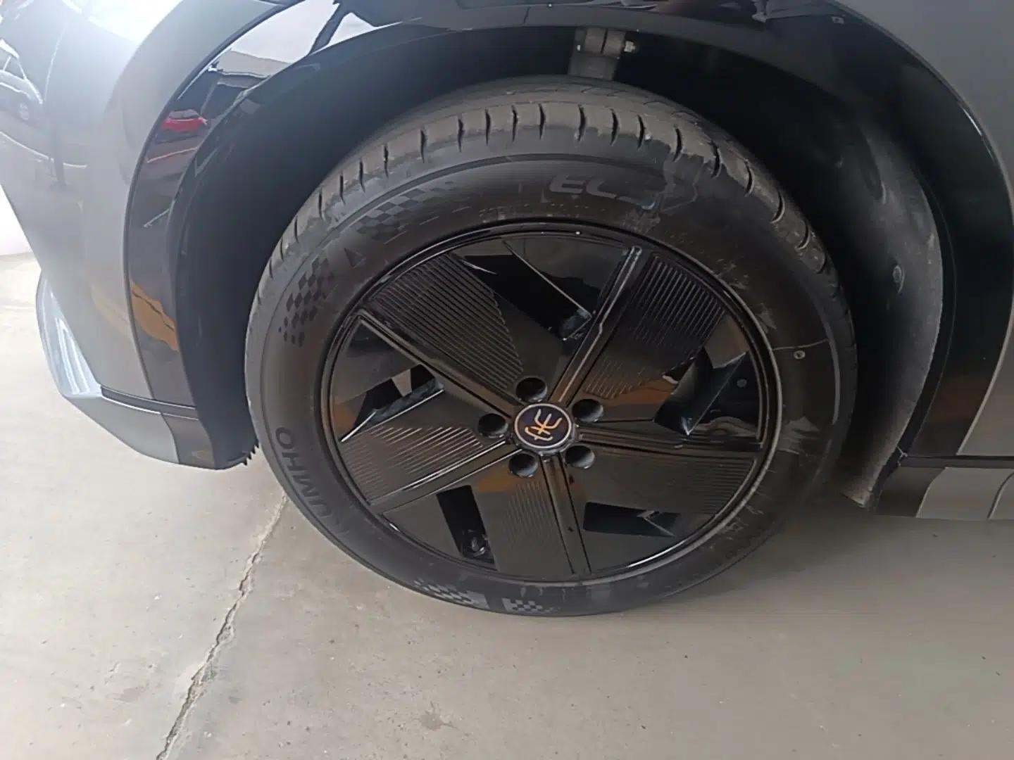 BYD Song L EV 2024 550 km Excellence Version — миниатюра 10