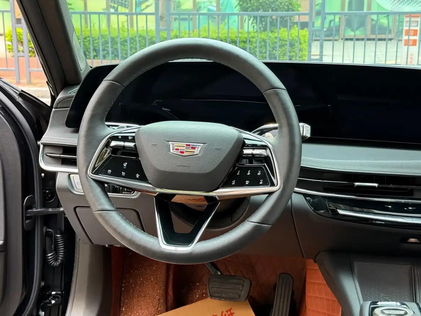 2023 Cadillac CT6 28T Premium — миниатюра 32