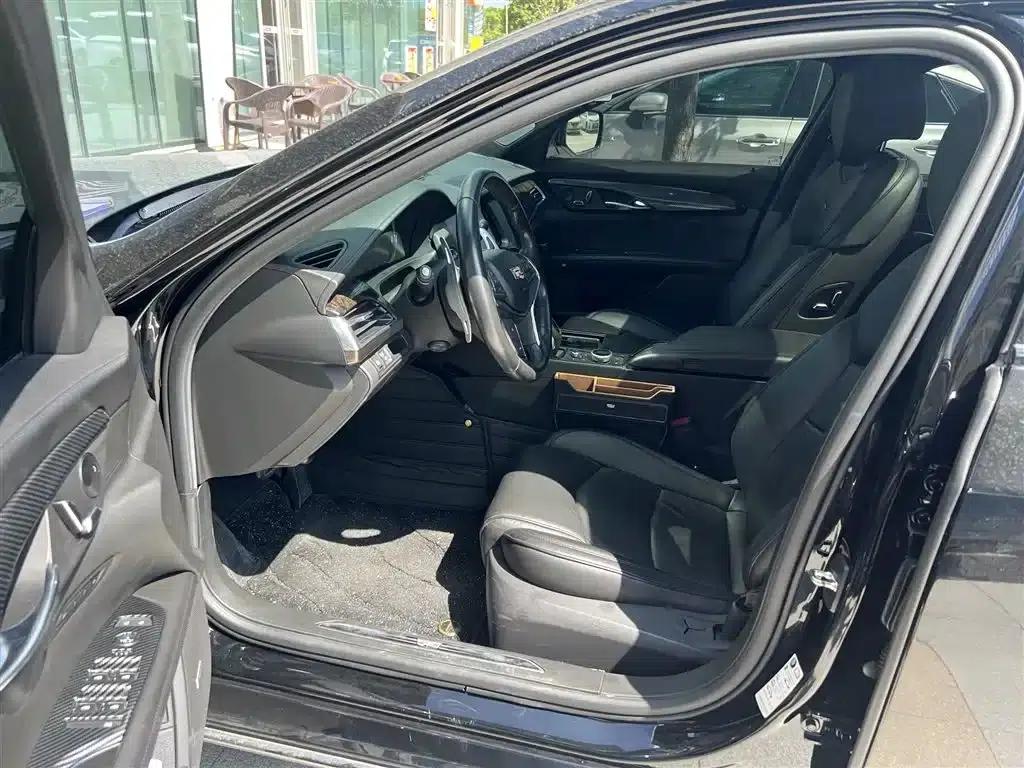 2019 Cadillac CT6 28T Luxury — миниатюра 4