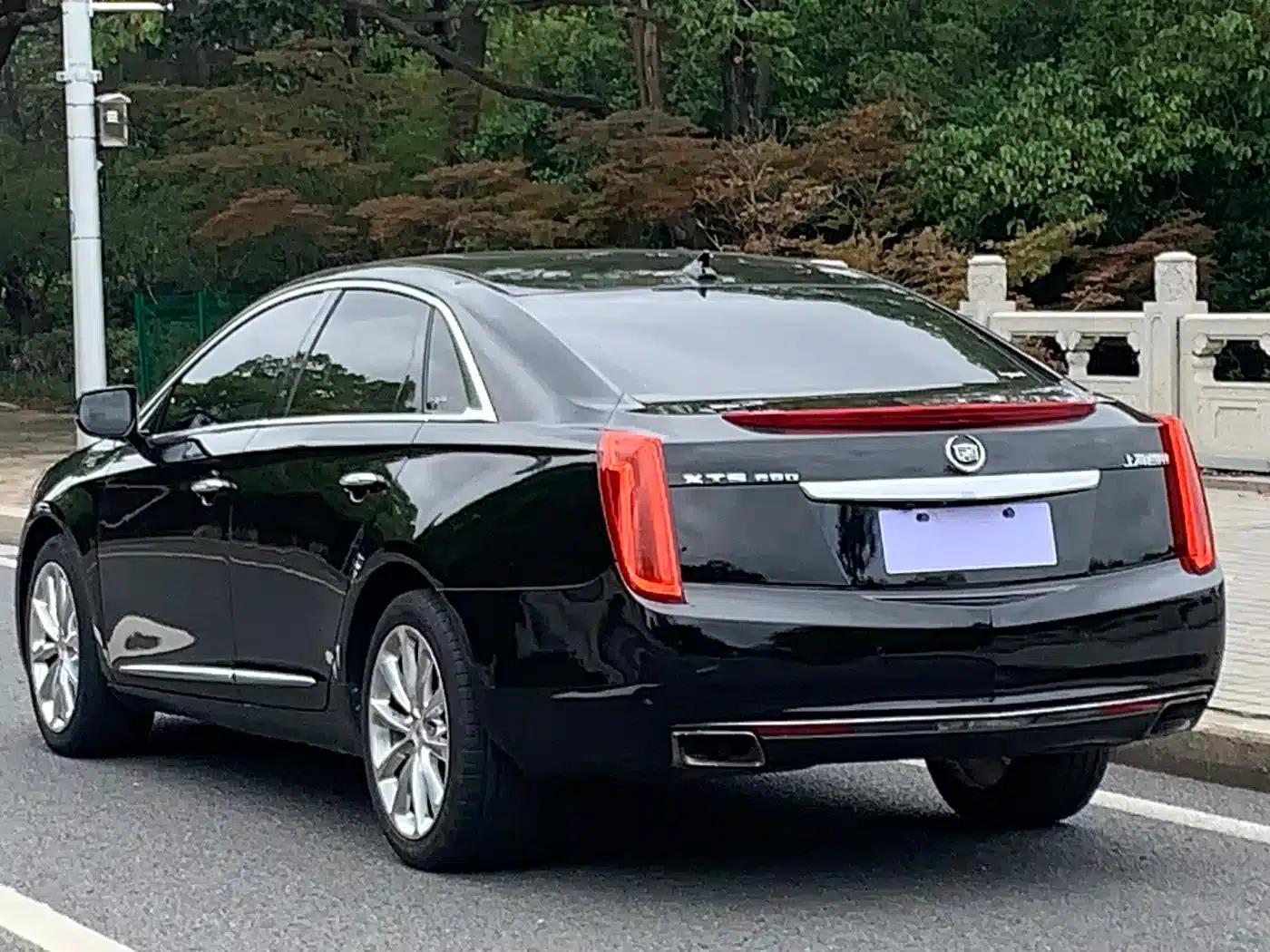 2014 Cadillac XTS 28T Platinum Edition — миниатюра 4