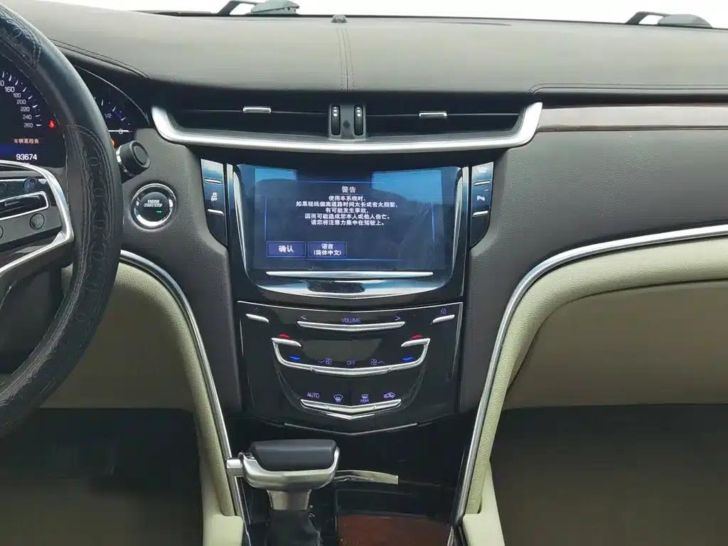 2016 Cadillac XTS 28T Elite — миниатюра 12