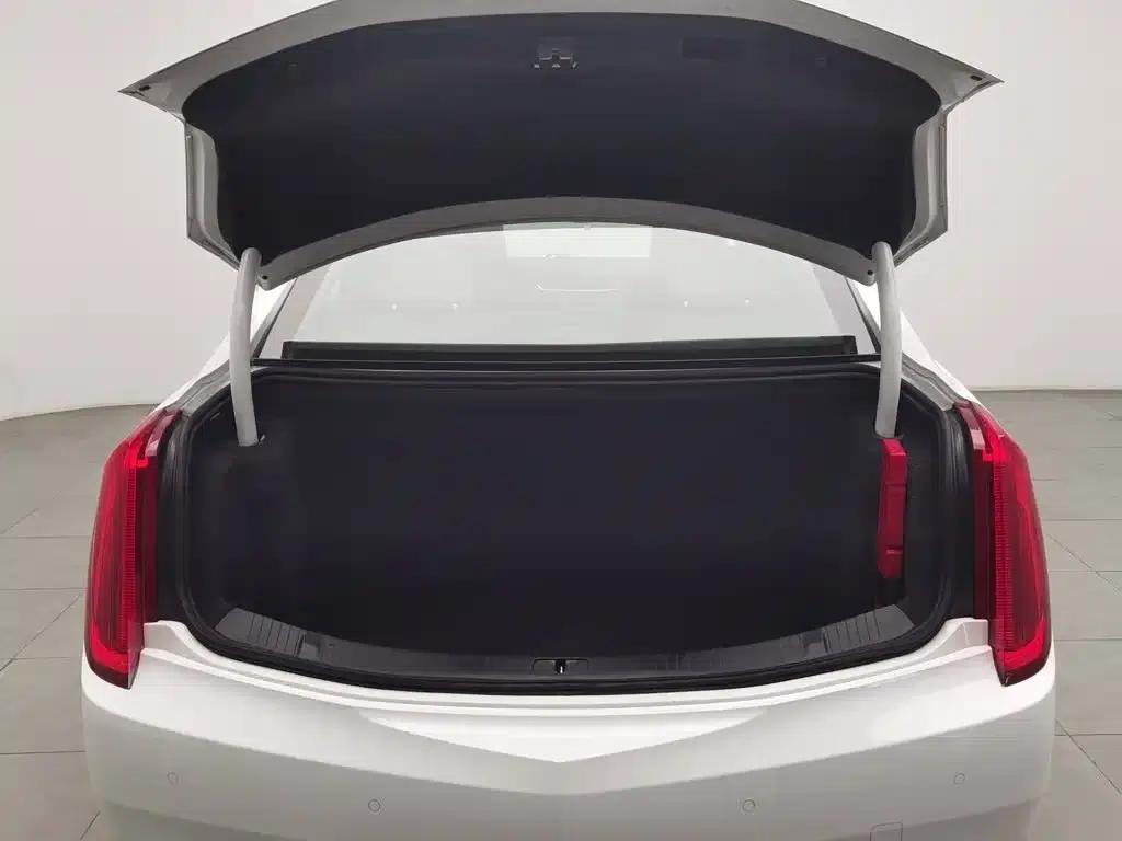 2016 Cadillac XTS 28T Elite — миниатюра 16