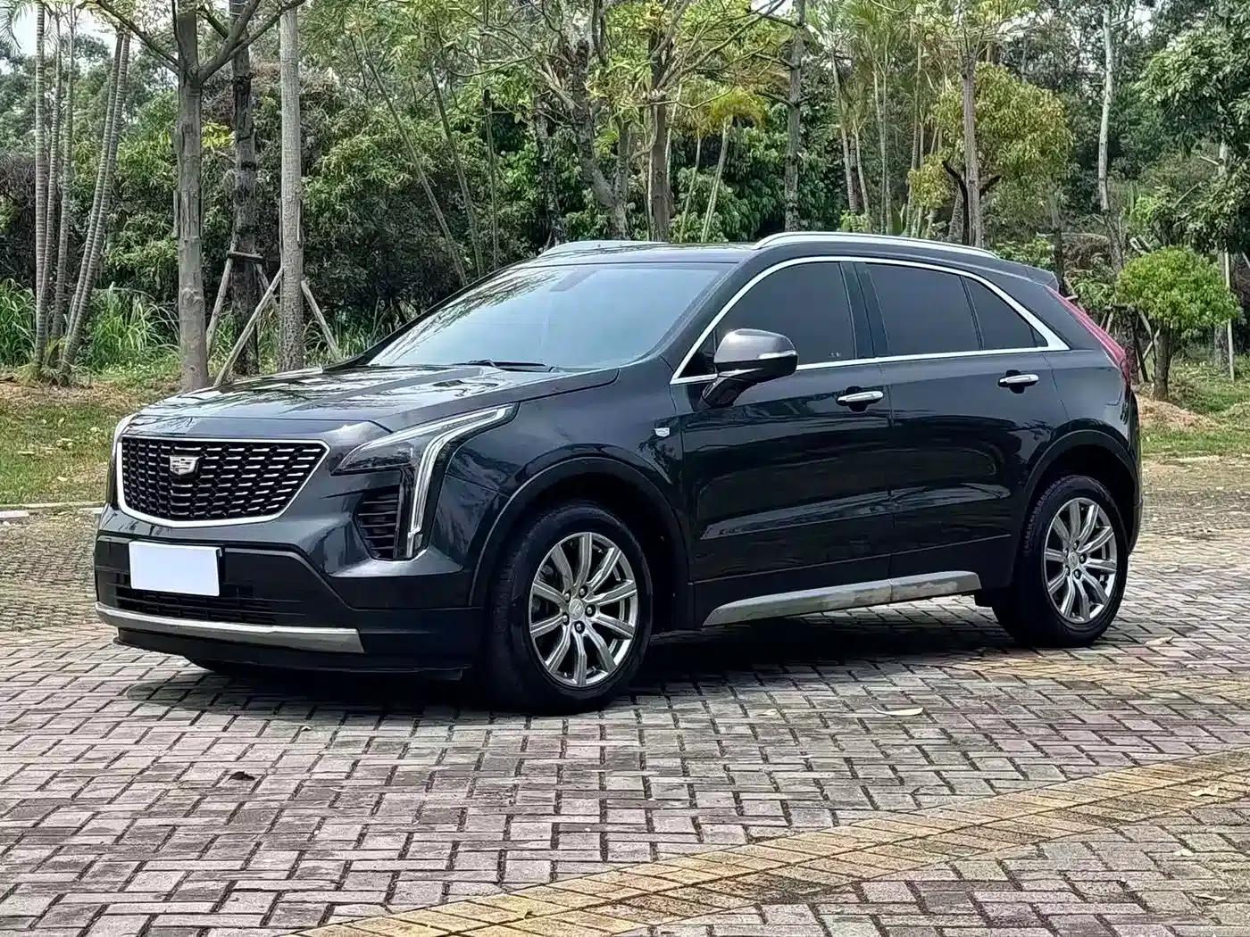 2018 Cadillac XT4 28T Two-Wheel Drive Premium Edition — миниатюра 1