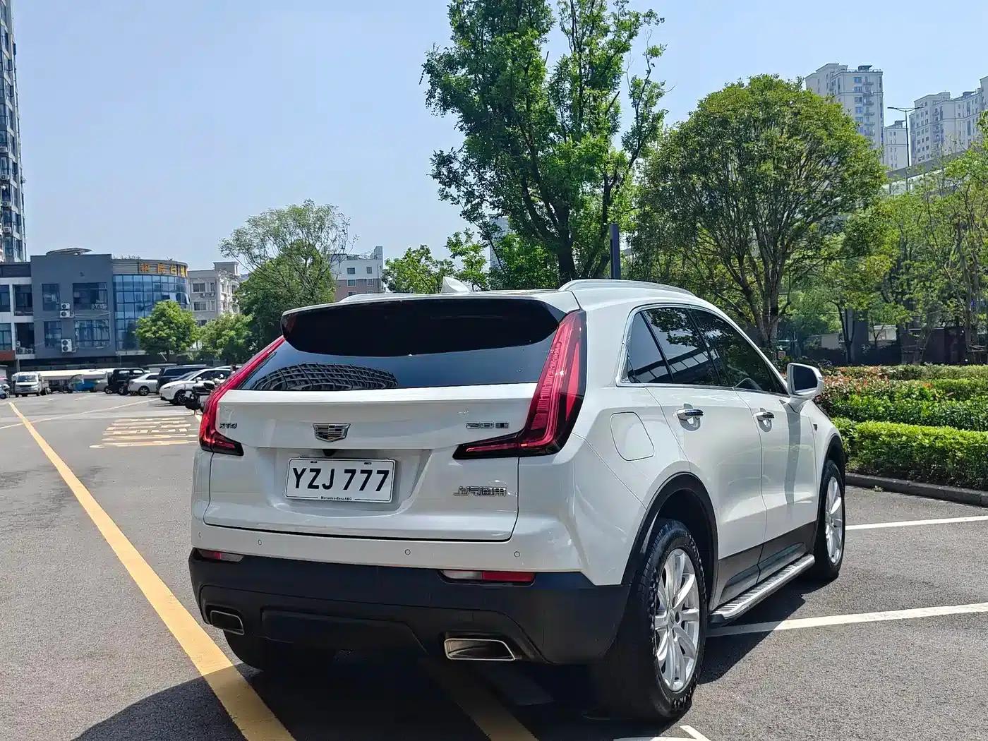 2020 Cadillac XT4 Facelift 28T Two-Wheel Drive Technical Edition — миниатюра 9