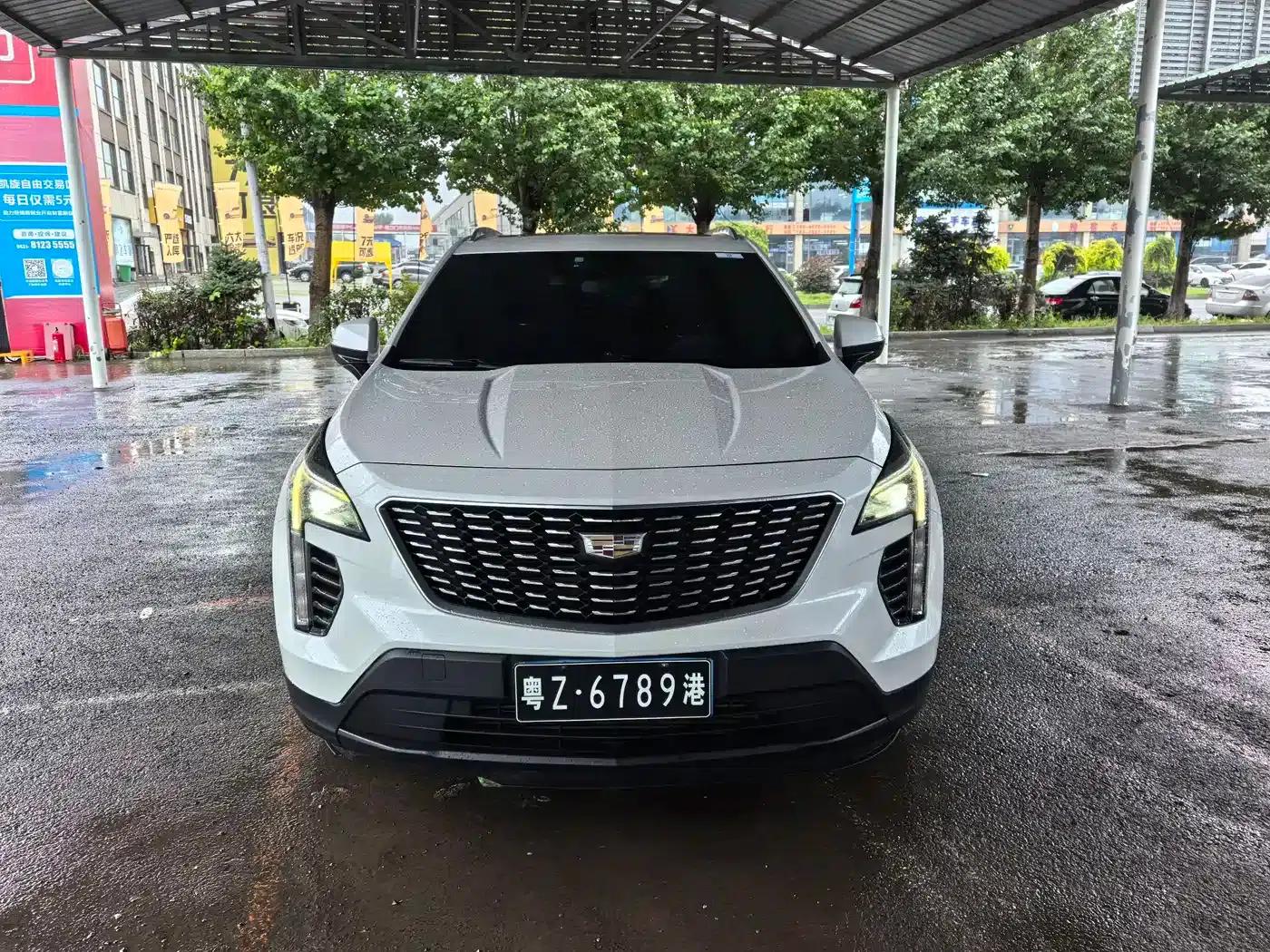 Cadillac XT4 2021 28T Two-Wheel Drive Technology Edition — миниатюра 3