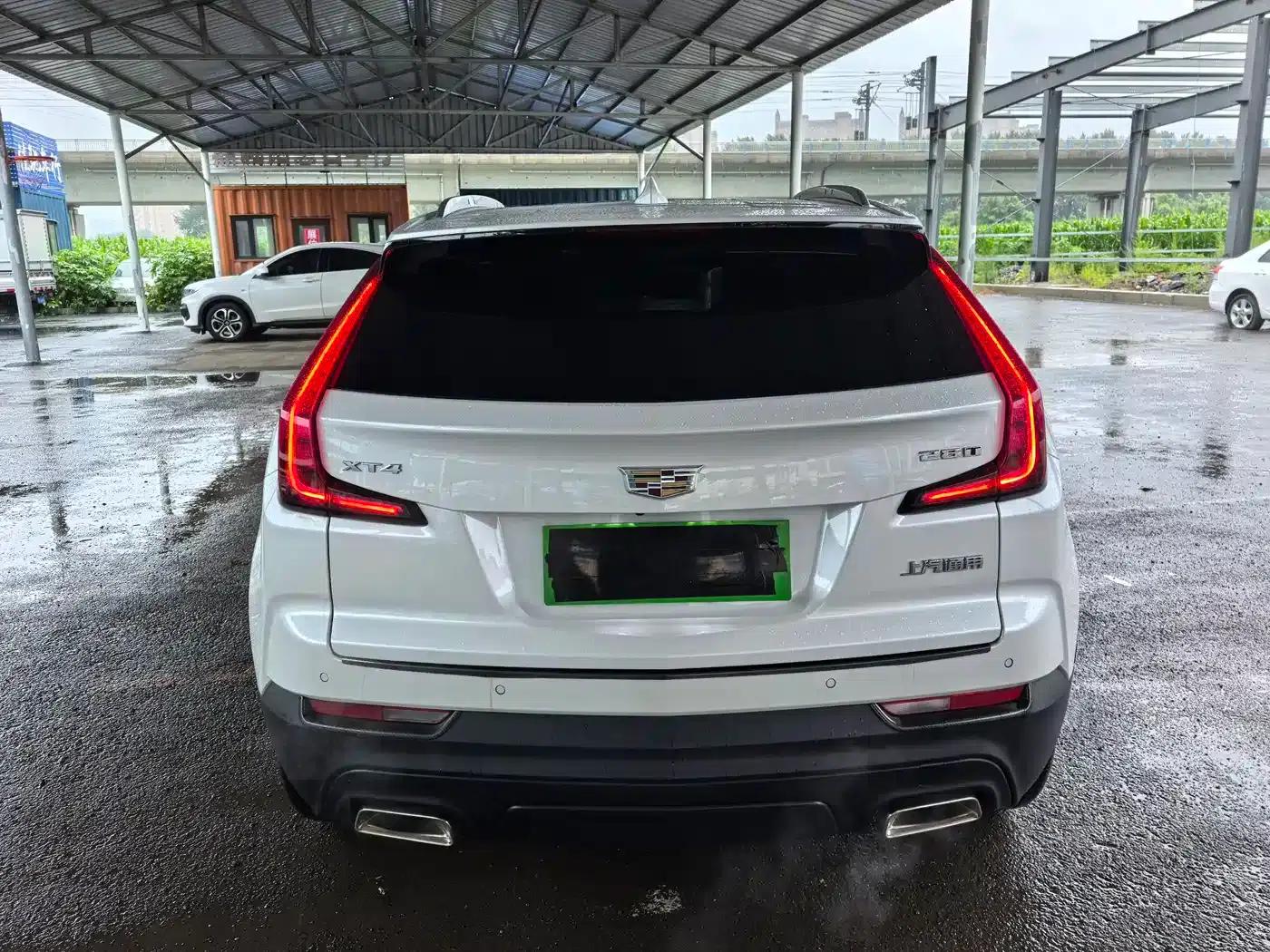 Cadillac XT4 2021 28T Two-Wheel Drive Technology Edition — миниатюра 8