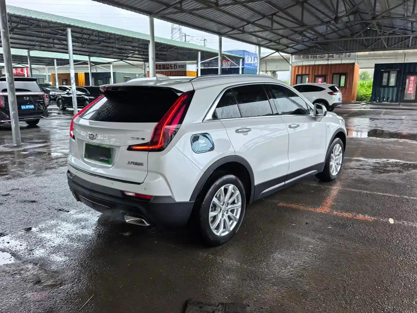 Cadillac XT4 2021 28T Two-Wheel Drive Technology Edition — миниатюра 9