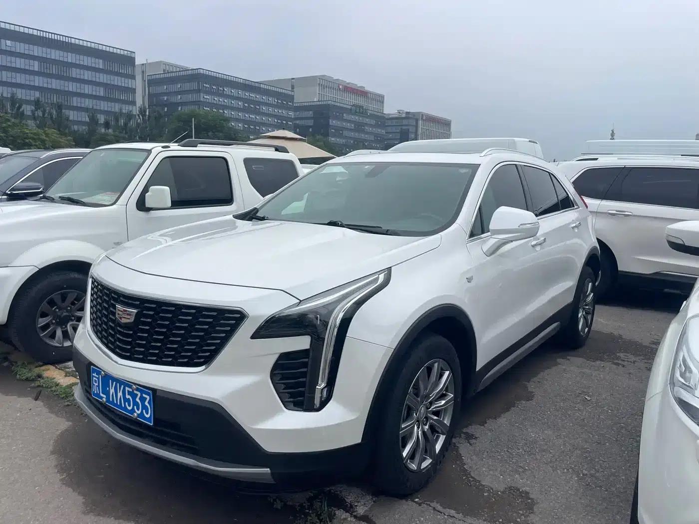 2021 Cadillac XT4 28T Two-Wheel Drive Luxury — миниатюра 1