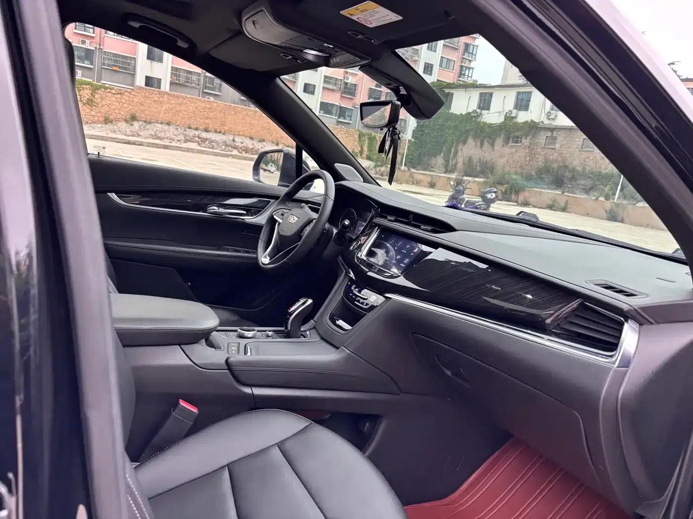 2020 Cadillac XT6 28T Six-Seat AWD Luxury — миниатюра 13