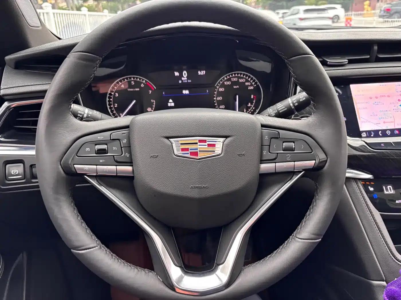 2020 Cadillac XT6 28T Six-Seat AWD Luxury — миниатюра 17
