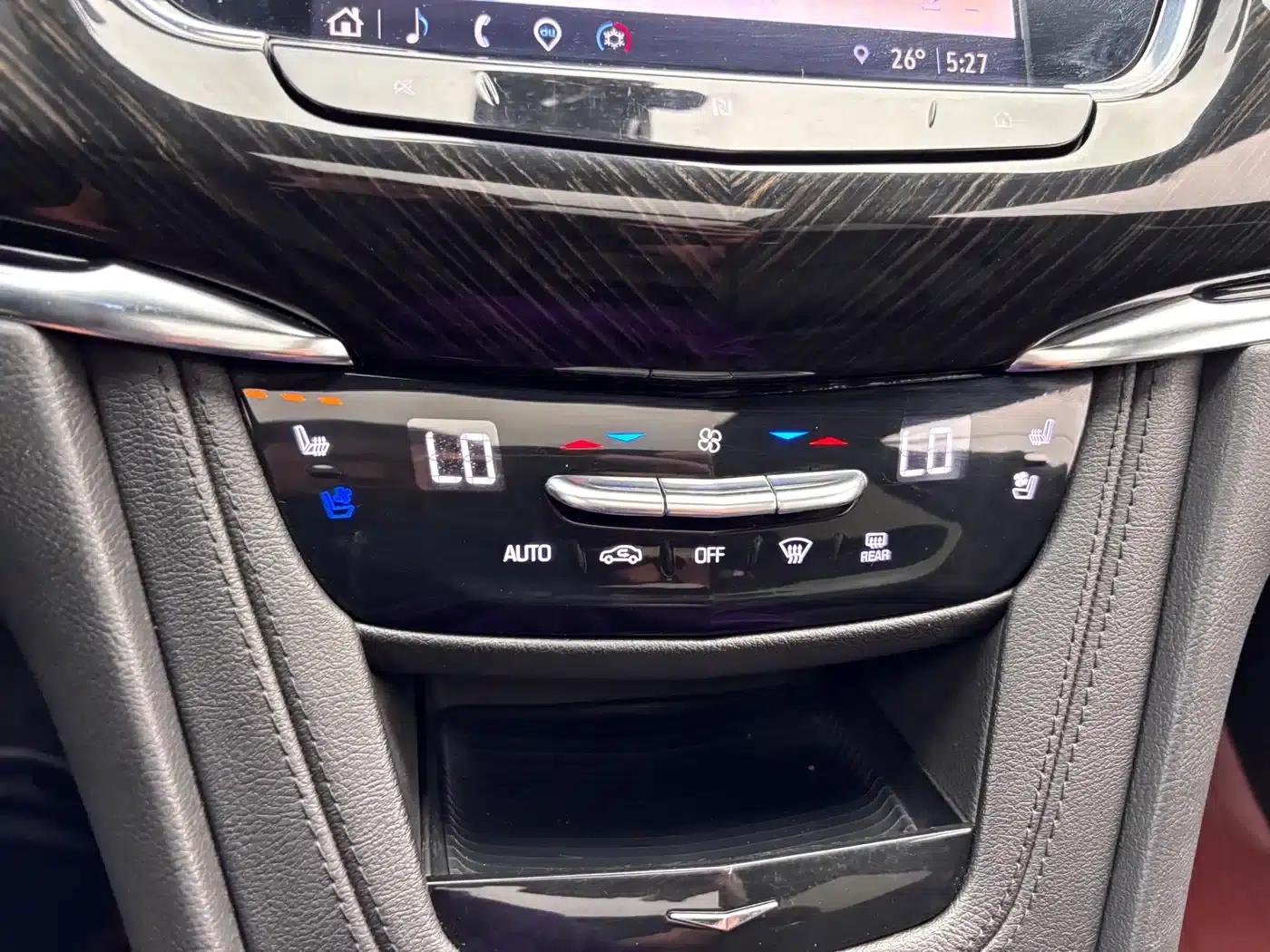 2020 Cadillac XT6 28T Six-Seat AWD Luxury — миниатюра 18