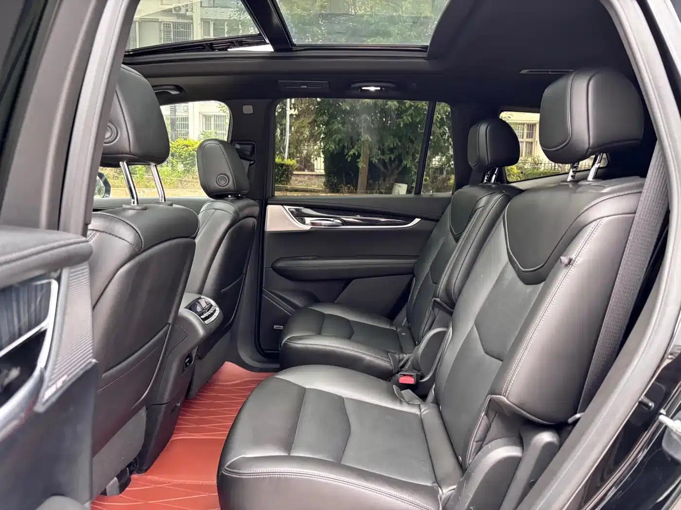 2020 Cadillac XT6 28T Six-Seat AWD Luxury — миниатюра 10