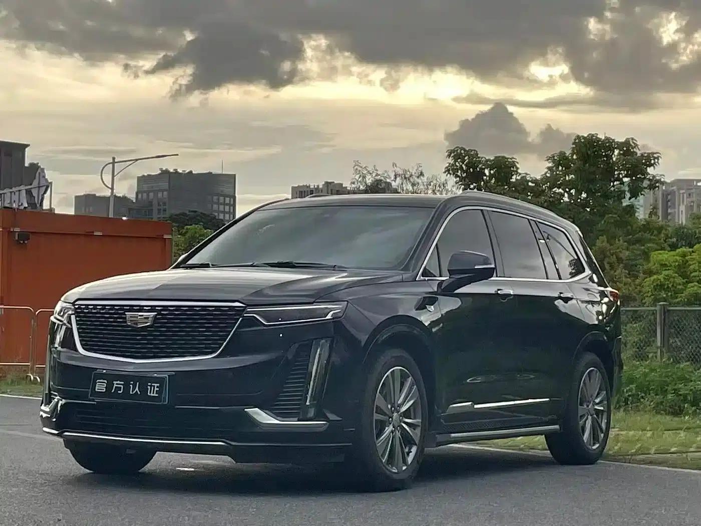 2021 Cadillac XT6 28T 7-Seat Luxury — миниатюра 1