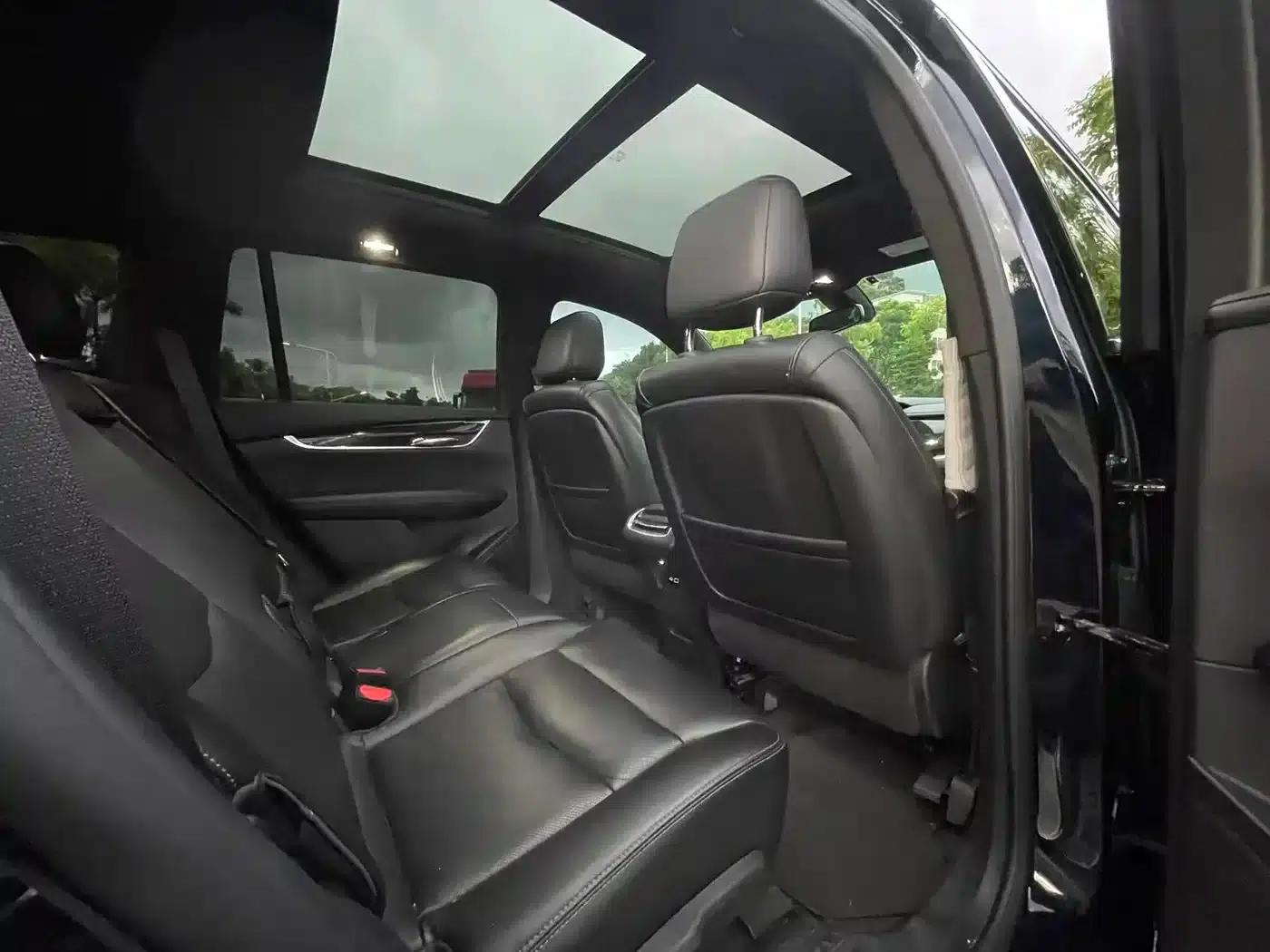 2021 Cadillac XT6 28T 7-Seat Luxury — миниатюра 8
