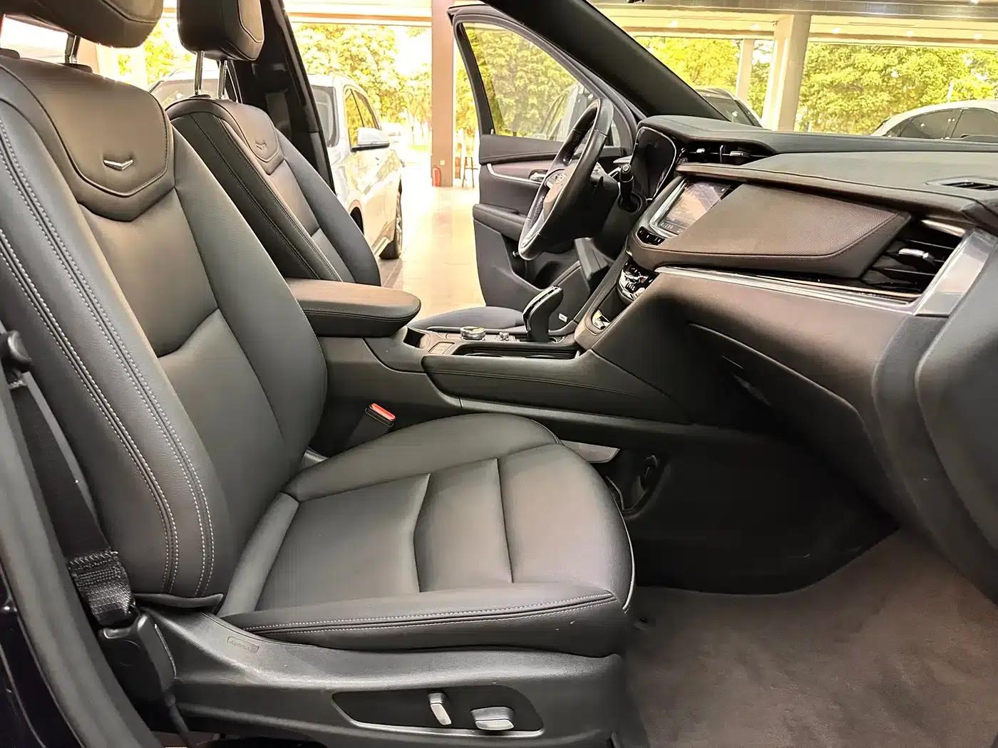 Cadillac XT6 2020 28T 7-Seat AWD Fashion Edition — миниатюра 9